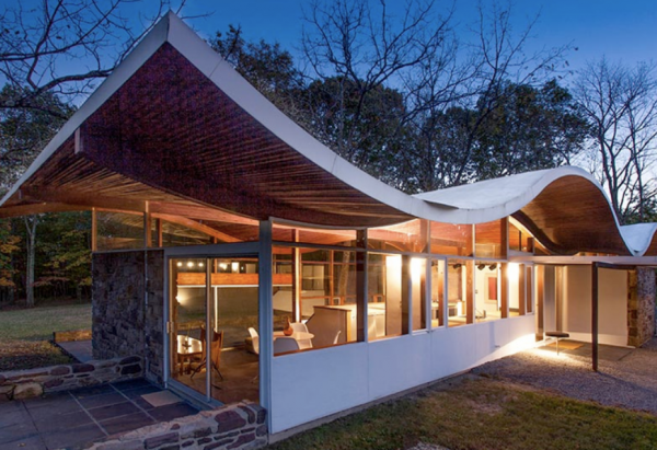 Atap rumah dengan desain undulating